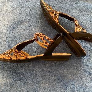 Impo Memory Foam Sandals